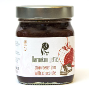 jam_strawberry-chocolate