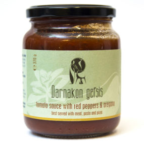 tomato-sause_red-peppers-oregano